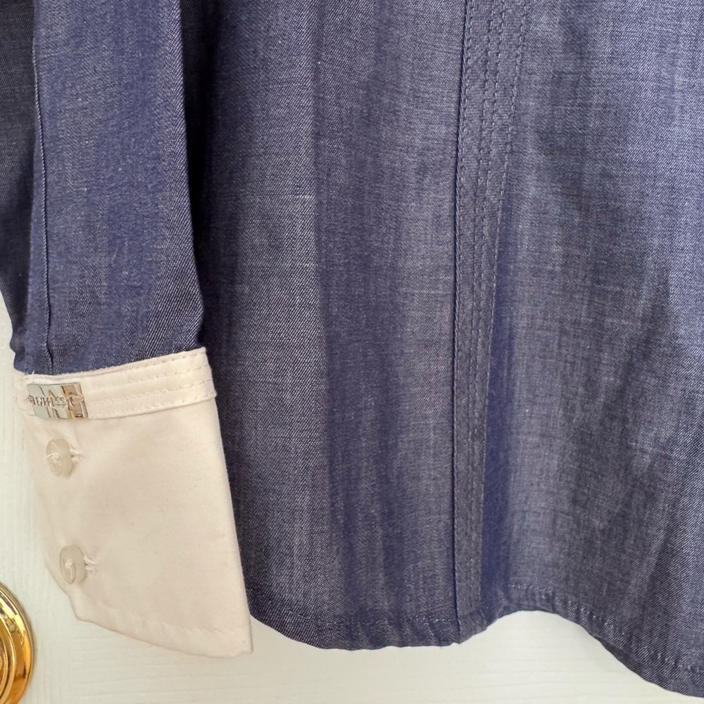 ❤️Express Button-down Shirt with White Collar NWT - Picture 2 of 2